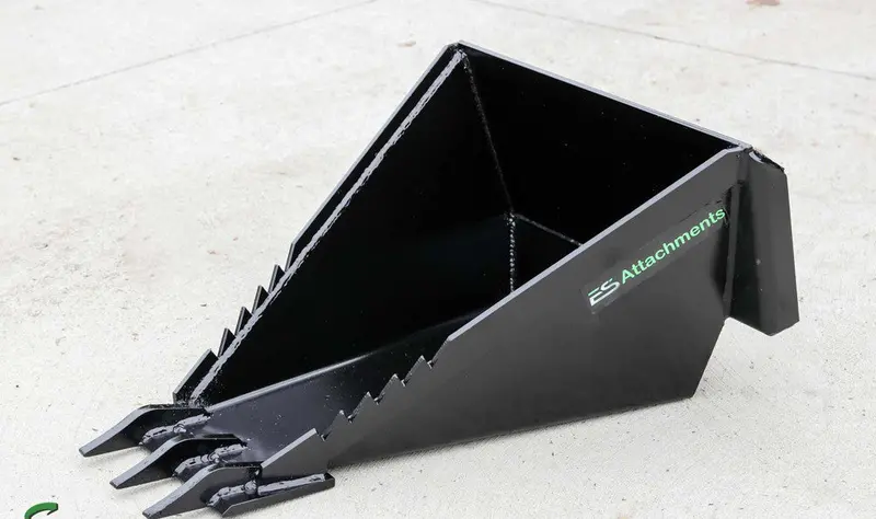 Express Steel Toro Dingo Stump Bucket | Width 33" | 9–15 Gpm | For Mini Skid Steers 1