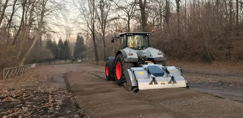 Fae | Stch Stone Crusher | Models 200 To 250 | Widths 82" To 100" | Fixed-Tooth Rotor | Crushed Rock Depth 10" | Horsepower 280 To 400 Hp | For Tractors 1