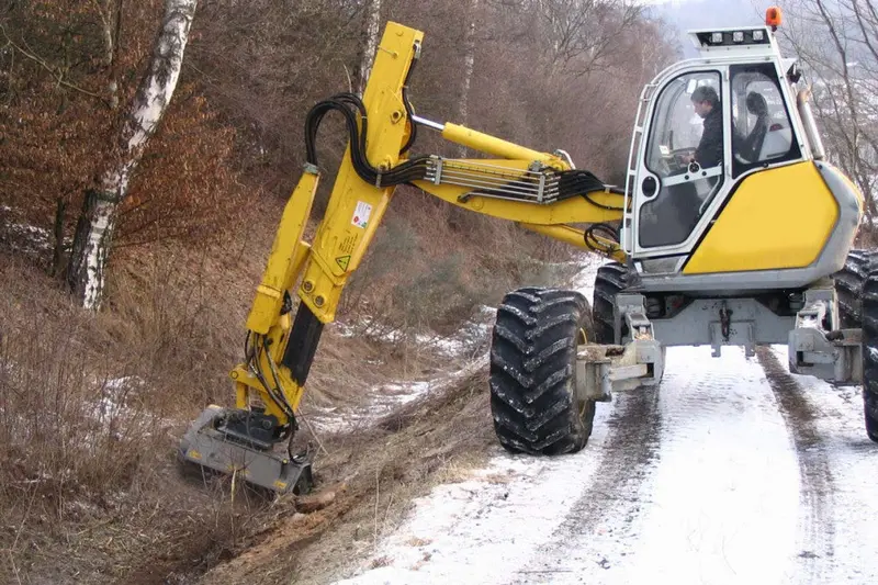Fae | Uml/Hy, Uml/Hy/Vt & Uml/Hy/Sonic Forestry Mulcher | Models 100 To 150 | Width 43.4" To 62.3" Inches | Machine Size 7 To 15 Ton | For Excavators 1