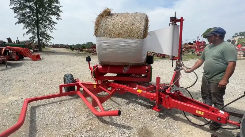 Farm King Bale Wrapper | Model Bw-150 | Width 47" Inches | Horsepower 40 Hp | For Tractors 1
