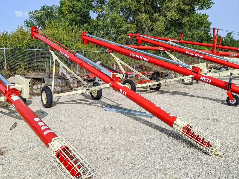 Farm King Conventional Auger | Model 831 | Tube Width 8" | Wheel Track 6' 0" | Electric Horsepower 9 Hp | For Tractors 1