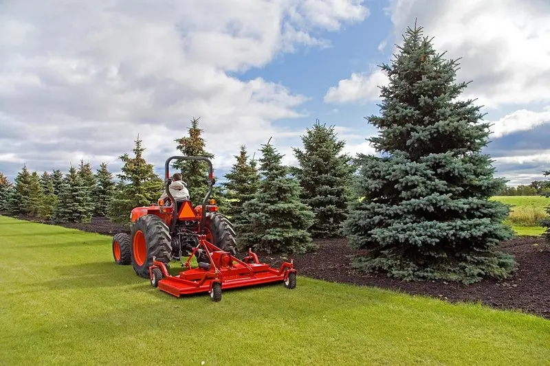 Farm King Finishing Mowers | Model 755 | Cutting Width 84" | Horsepower 25 - 55 Hp | For Tractors 1