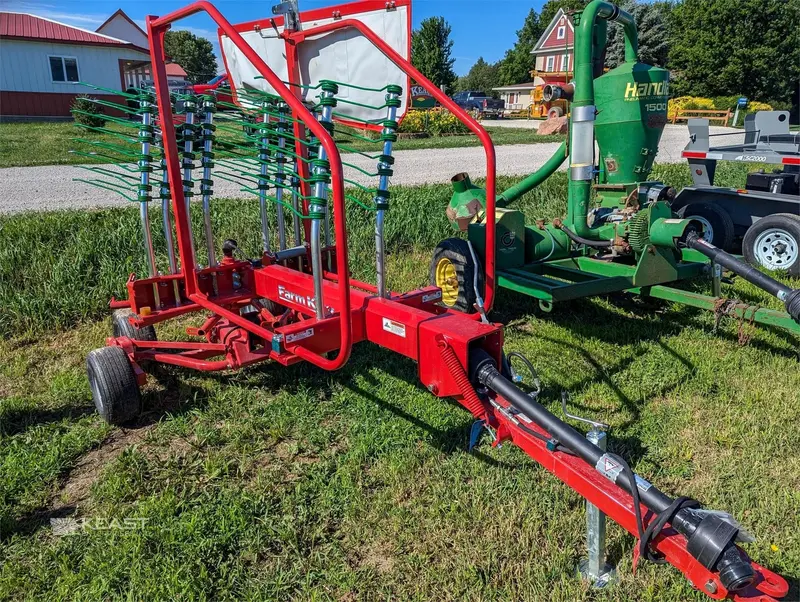Farm King Rotary Rake | Rr-420 Model | Working Width 13.8'  | Weight 1,411  Lbs | For Tractors 1