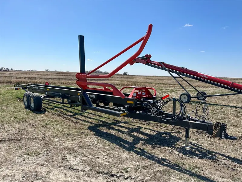 Farm King Round Bale Carrier | Model 1450 | Horsepower 60 Hp | Maximum Speed 20 Mph | For Tractors 1