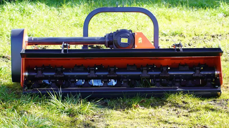 Farmer Helper Commercial Centered Flail Mower | Model Fmc Series | Working Width 49"-78" | Horsepower 24-65 Hp | For Tractors 11