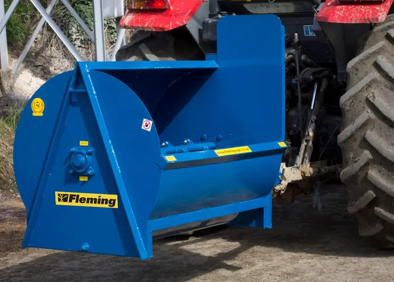 Fleming Minimuck Muck Spreader | Width 39" | 30 Hp | For Tractors 1