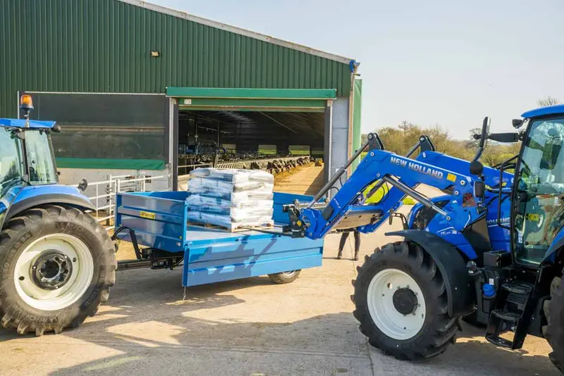 Fleming Tipping Trailer | Model Tr4 & Tr6 | Width 75" & 84" | 40-120 Hp | 8-20 Gpm | For Tractors & Loaders 1