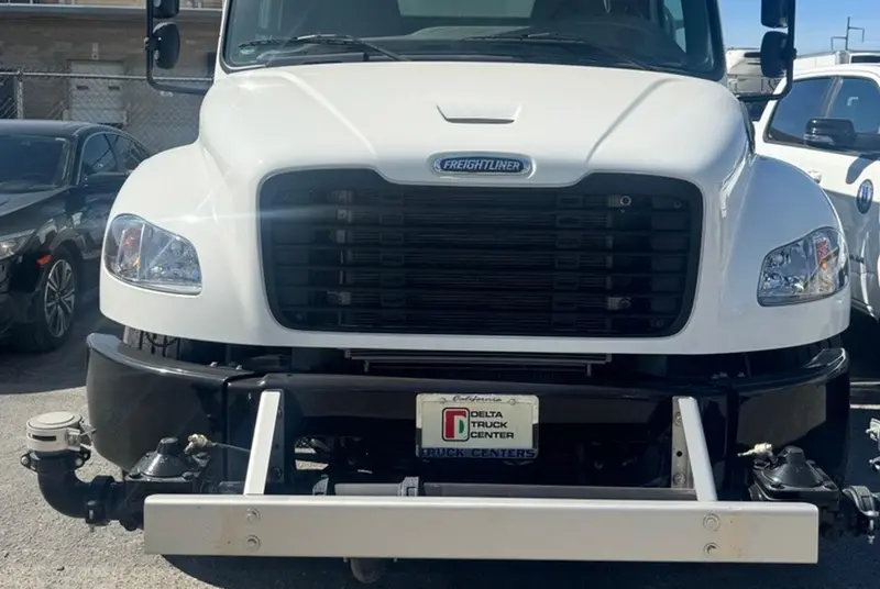 Freightliner M2 106 Water Truck | Tank Capacity 2,000 Gallons | Overall Length 18' | Width 102" | Horsepower 250 Hp | 2500 Rds Automatic Transmission 1