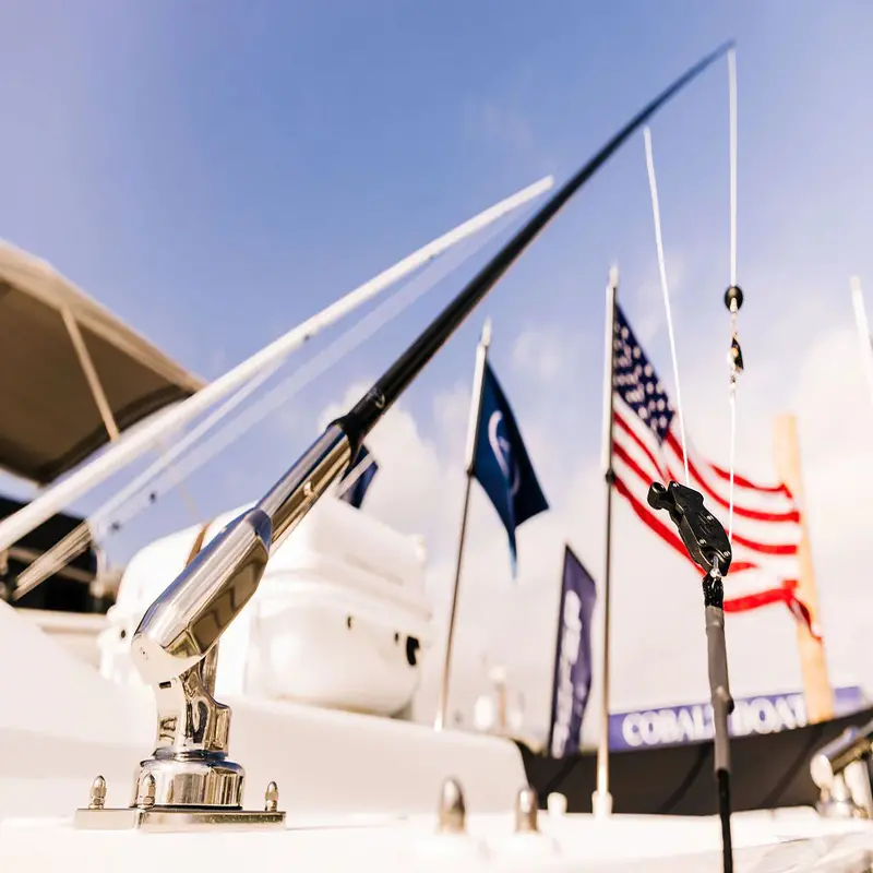 Gemlux | Deluxe Internal Hybrid Outrigger Pair | Model Ir-Hk-17-B-O2 | 17' Length | 7 Lbs Lightweight Carbon Fiber | For 1.5" Base Systems & 22' Outrigger Poles 1