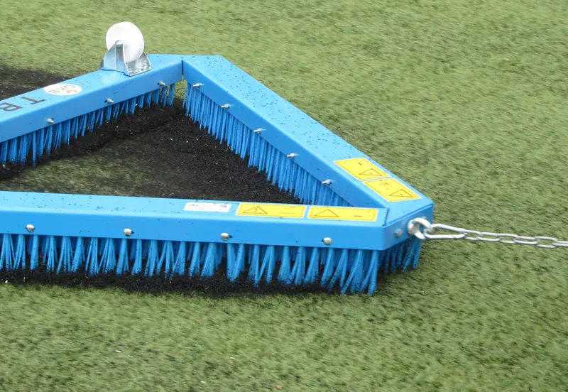 Gkb Tbrush (Triangle Brush) | Model Tb140 & Tb180 | Width 55" & 71" | 10–15 Hp | For Tractors 2