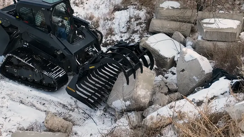 Grabtec Demo Grapple Iclaw™ Technology For Demolition, Rock Hauling & Tree Work | Model Gdx | Width 84" Inches | Horsepower 50-120 Hp | For Skid Steers 1