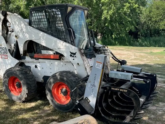 Hammer Head Add-A-Saw Hydraulic Chainsaw | Max Log Cut-Off Diameter 24" | Hydraulic Flow 14+ Gpm | For Skid Steers 1