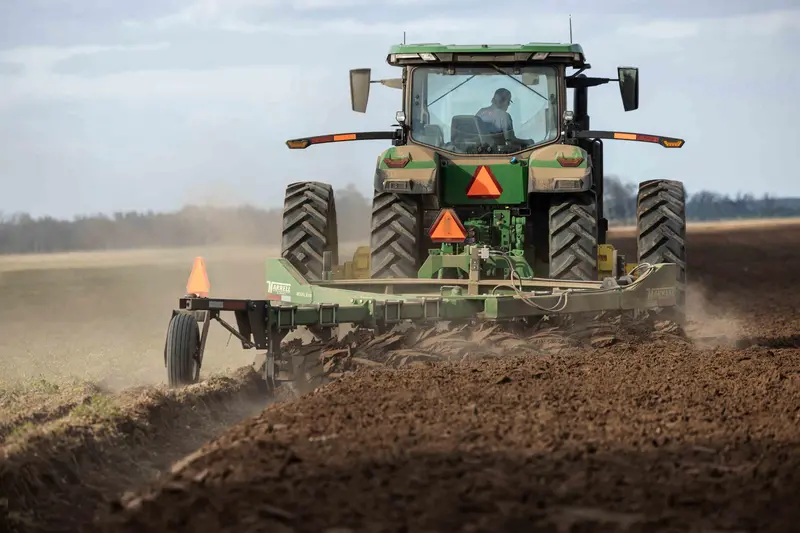 Harrell Ag On-Land Switch Plow | 6300 Series | Configuration 5-8 Bottom | Horsepower 150-300 Hp | For Tractors 1