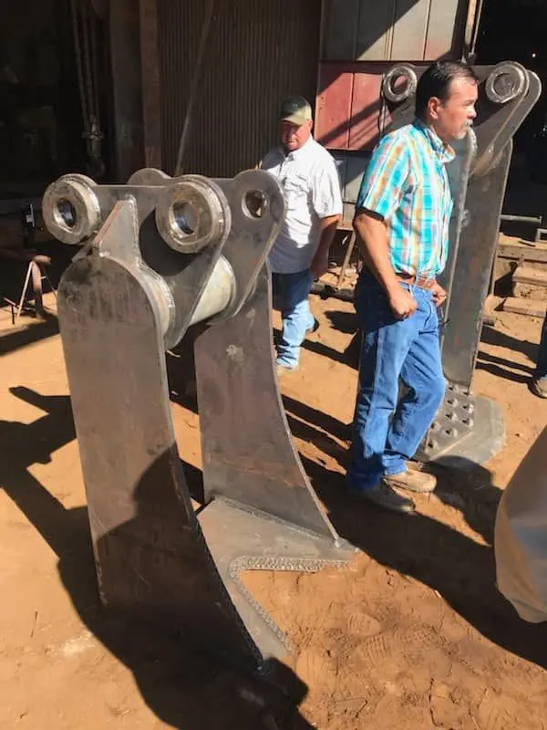 Hebbronville Machine Shop Heavy-Duty 90Mm Pin Grubber | 30" Wide | For Excavator 2