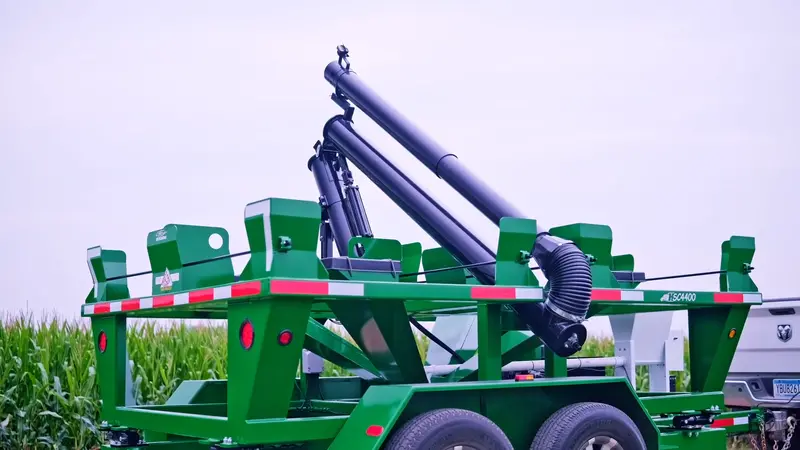 Hitchdoc Travis Box Seed Cart | 4000 Series (Bumper Hitch) | Width 101" Inches | Horsepower 8 Hp | For Tractors & Loaders 1