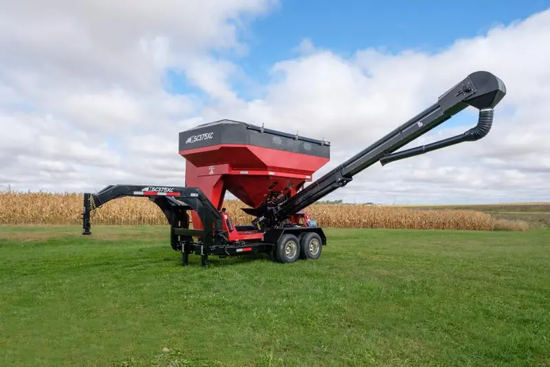 Hitchdoc Travis Bulk Cart | Gooseneck 375 Series (Auger Model) | Width 101" Inches | Horsepower 13 Hp | For Tractors & Loaders 2