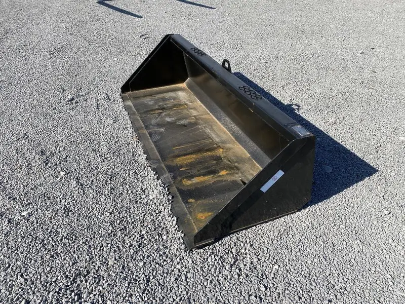 Industrias America Bucket | Width 84" | Height 21.5" | Hydraulic Flow 15 To 25 Gpm | For Skid Steers 2