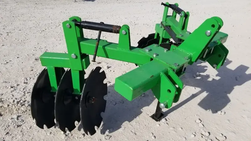 Industrias America Disc Levee Plow | Model Bp06 | Disc Spacing 9" R| Disc Size 26" | Horsepower 60 To 80 Hp | For Tractors 1