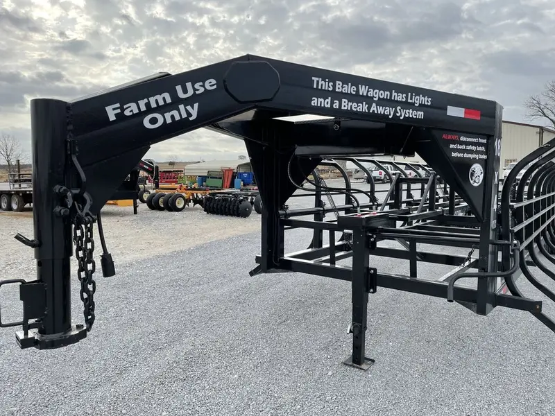 Industrias America Double Wide Hay Trailer | Model 18X4 (Manual Dump) | Cradle Length 36' | 2 X 10,000 Lb Spring Axles | Pull Type 1