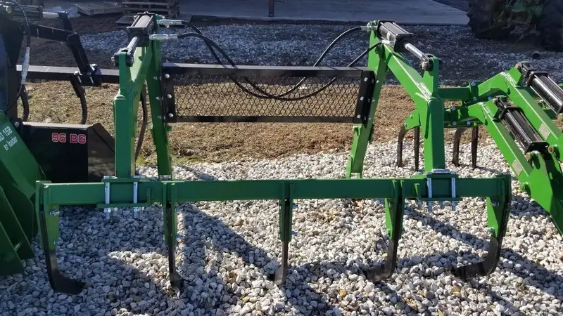 Industrias America Grapple | Model 158G | Operations Width 81" | Horsepower 80–120 Hp | For Tractors 1