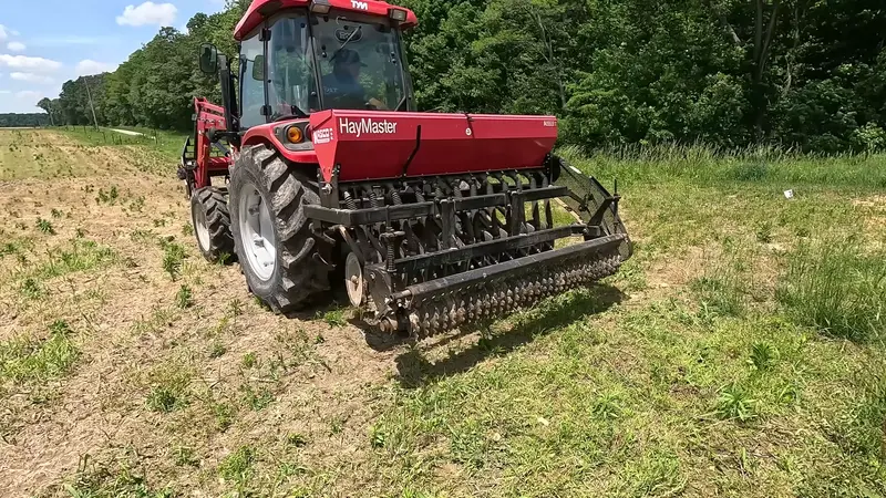 Kasco Hay Master Min-Till Drill | Model Khm-72 & Khm-96 | Working Width 72" & 96" | Horsepower 45-55 Hp | For Tractors 1