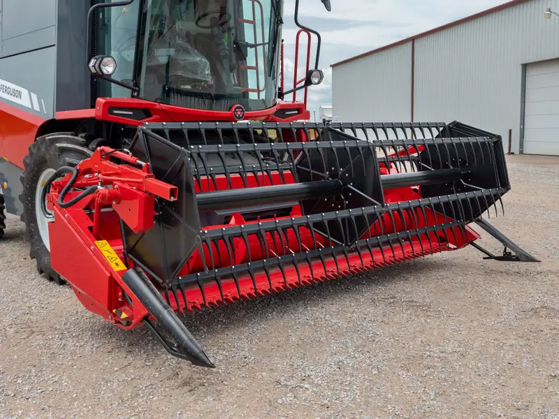 Kincaid Comia Foundation Seed Combine | Engine Horsepower 115-175 Hp | Header Sizes 10'-14' Ft 15