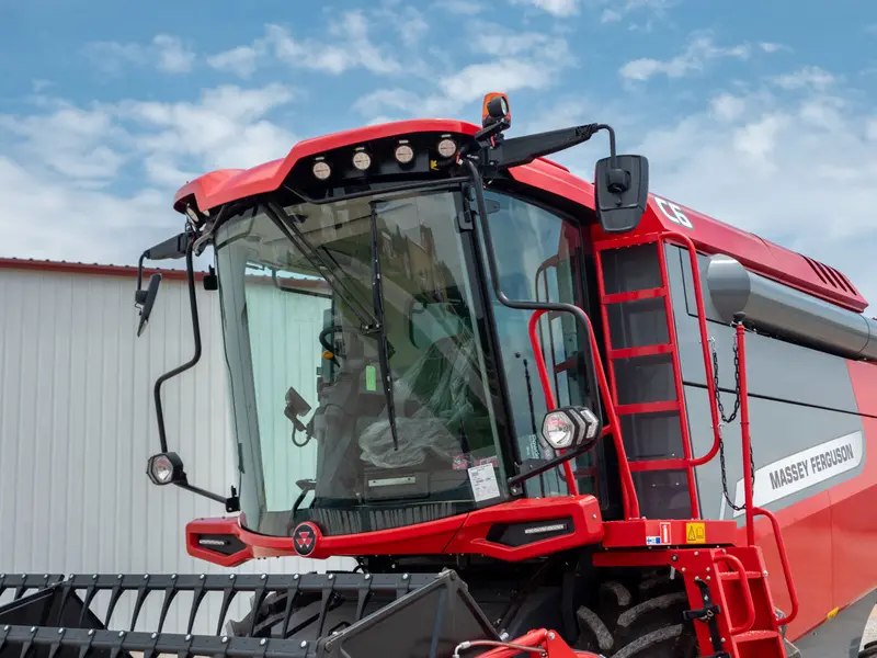 Kincaid Comia Foundation Seed Combine | Engine Horsepower 115-175 Hp | Header Sizes 10'-14' Ft 5