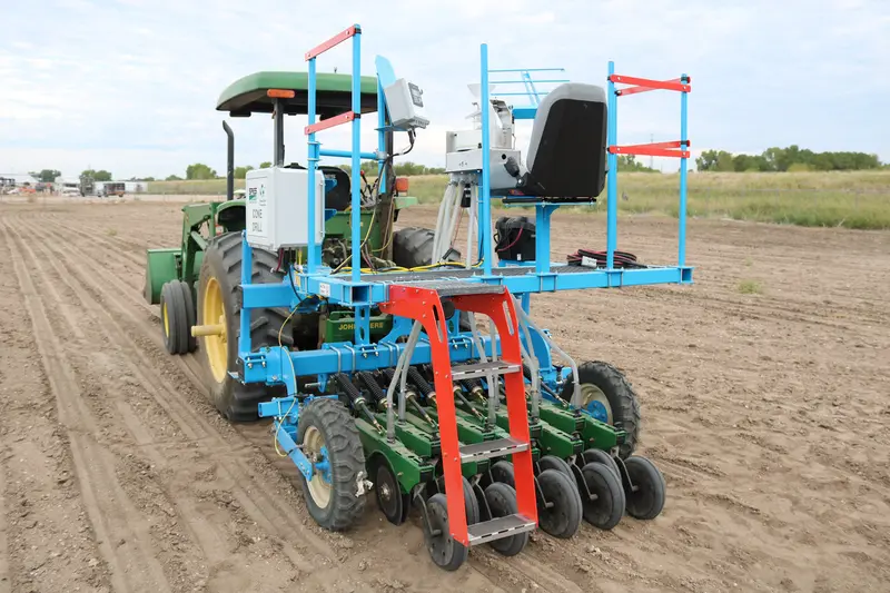 Kincaid Drill Planter | Cone Sizes 6" & 10" Inches | Adjustable Plot Length | Horsepower 40-60 Hp | For Tractors 1