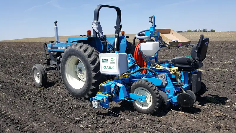 Kincaid Runabout Planter | 2-Row Planter | Classic & Strip Control | Horsepower 20–40 Hp | For Tractors 1