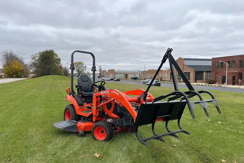 Little Buck Loader, Llc – Kbx Talon Grapple Attachment | Width 48" | Horsepower 18–25 Hp | For Tractors 1