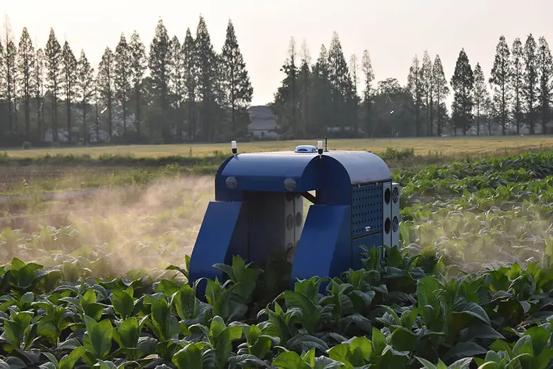 Lj-Tech Ag Tobacco Plant Protection Sprayer Robot With 200L Box Capacity 1