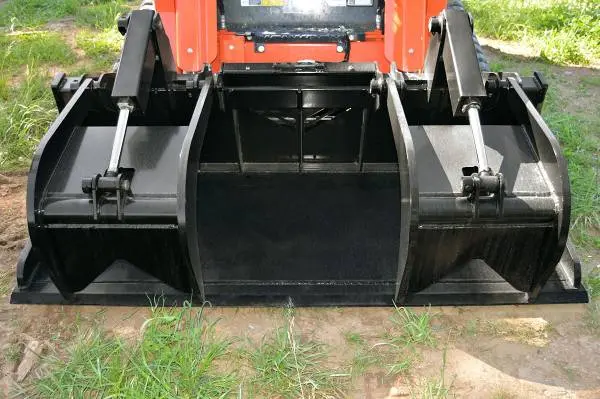 Loflin Fabrication Grapple Bucket | Xhd | Width 66" To 84" | Hydraulic Flow 15 To 25 Gpm | For Skid Steer 1