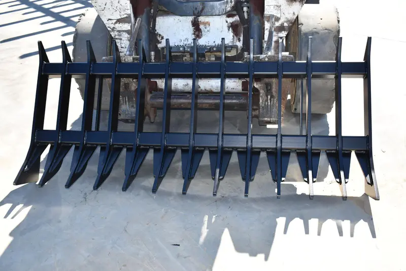 Loflin Fabrication Root Rake | Width 60"-96" | Hydraulic Flow Range 15–25 Gpm | For Skid Steers 1