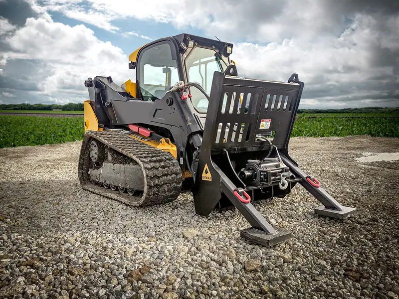 Maxx Hydraulic Recovery Unit With Torque Motor For Skid Steer 1