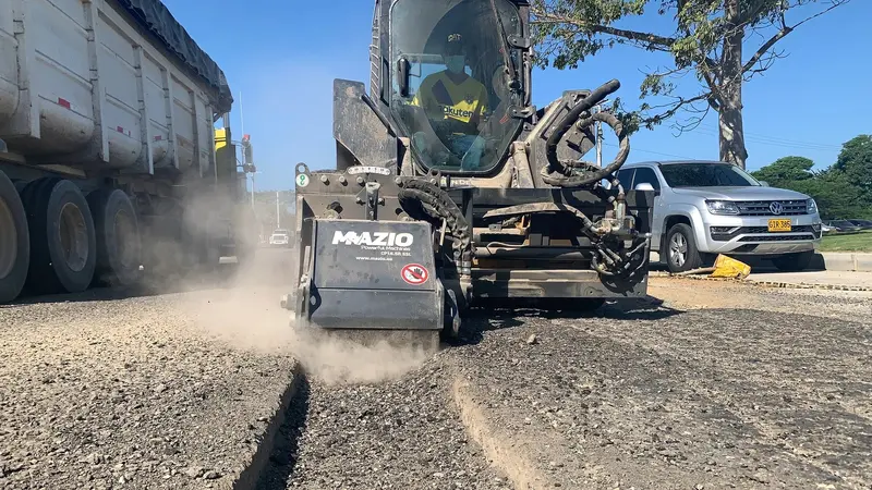 Mazio Cold Planer Cp16.5R Ssl Grinder | Width 16" | Hydraulic Flow Range 80–90 Gpm | For Skid Steer Loaders 1