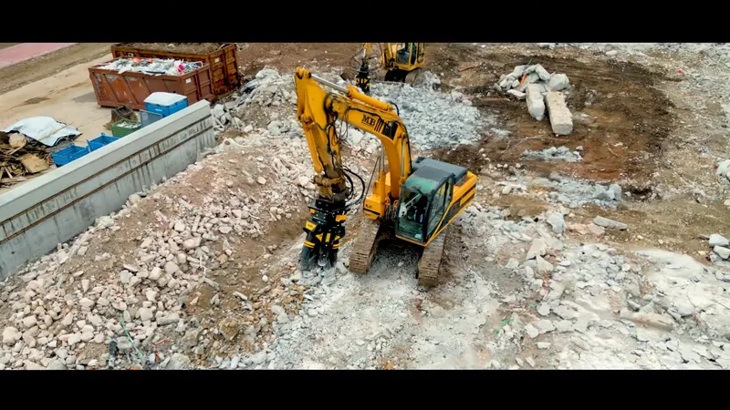 Mb Crusher Demolition Pulverizer | Model Mb-Pt1150 | Jaws Width 25" | Machine Size 12–19 Tons | For Excavators 1