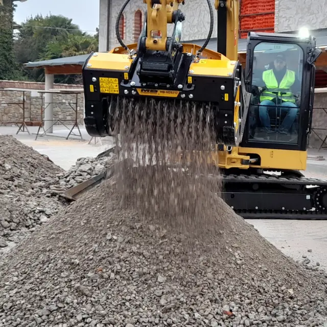 Mb Crushers Padding Bucket | Model  Mb-Hds212 | Width 39" | Machine Size 5-10 Tons | For Backhoe Loaders & Mid Excavators 1