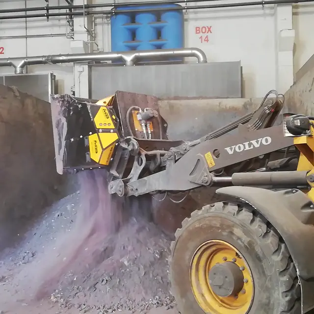 Mb Crushers Padding Bucket | Model Mb-Hds314 | Width 59" | Machine Size 9-15 Tons | For Excavators, Backhoe Loaders & Loaders 2