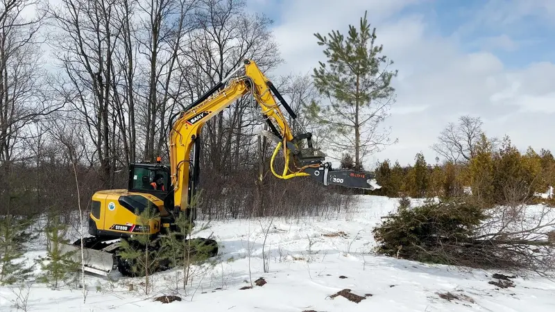 Mde Machinery | Tree Shear With Buncher | Model Koala 300R & Sts-400R | Cutting Capacity 12" Inches | Machine Size 6.5-23 Tons | For Excavators 1