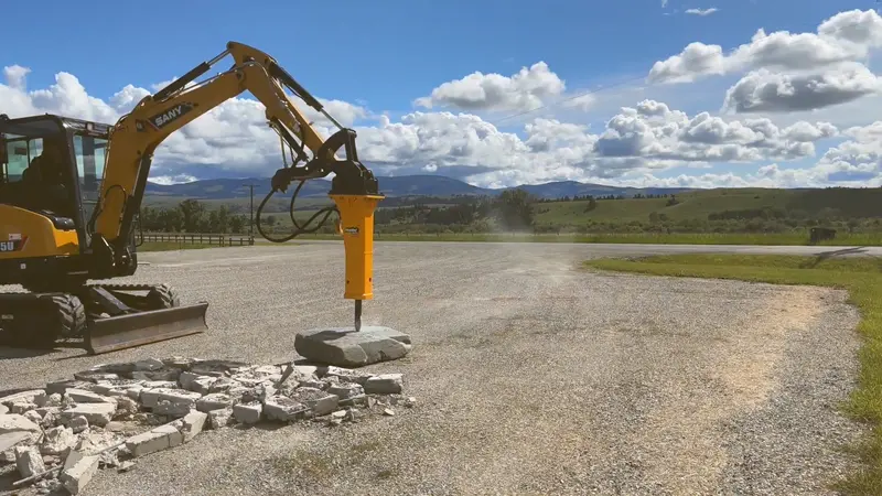 Montana Hydraulic Breaker | Mb-Ex Series | Shaft Diameter 1.5" To 6" | Machine Size 1-45 Tons | For Excavators 1