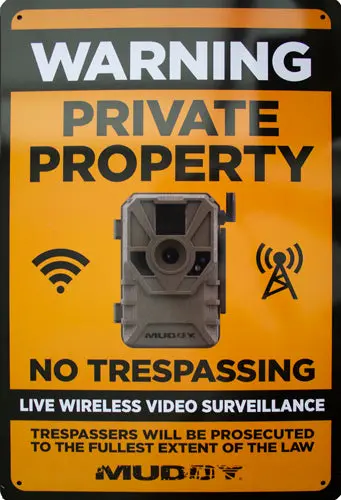 Muddy Live Wireless Video Surveillance Sign | 8" X 12" Dimensions | For Outdoor Security 1