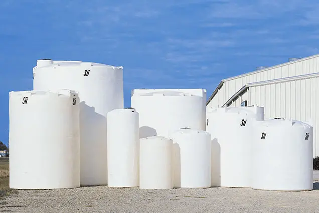 Norwesco 20000 Gallon Plastic Vertical Liquid Storage Tank In White 1