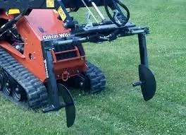 Paladin Sod Unroller Universal Mount | Width 24" To 36" | 8-15 Gpm | For Mini Skid Steer 1
