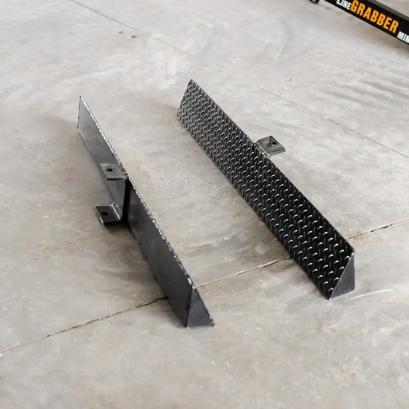 Proline Pinchers Tree Fork | Attaches To All Proline Grabber Models | Rootball Capacity 14"–54" | Hydraulic Flow Range 15–25 Gpm | For Skid Steers 1