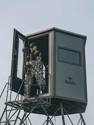 Radix Monarch X Hunting Blind System 1