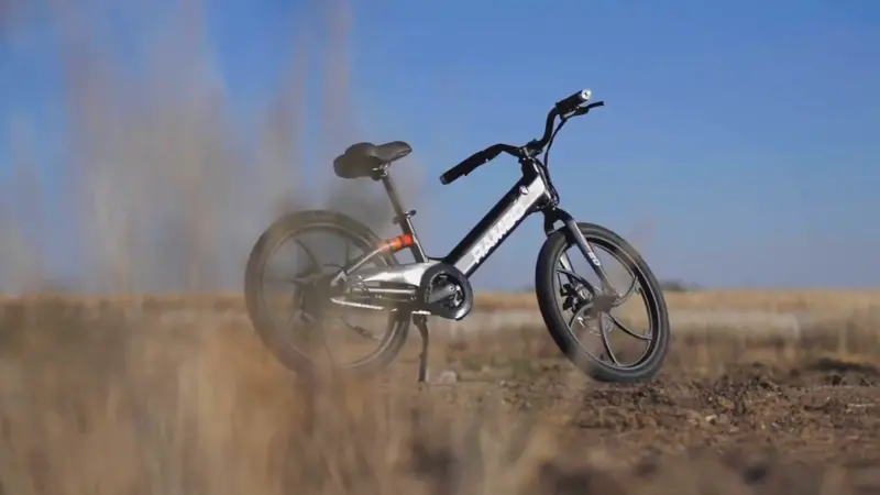 Rambo Trailbreaker 3.0 E-Bike | 250W Hub Motor | 24V 10.5Ah Integrated Battery | Up To 15 Mile Range | Top Speed 17 Mph | For Ages 5–10 1