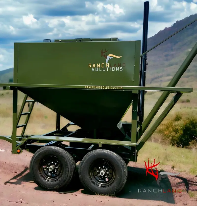 Ranchland Solutions Dual Axel Mobile Feed Hopper 1