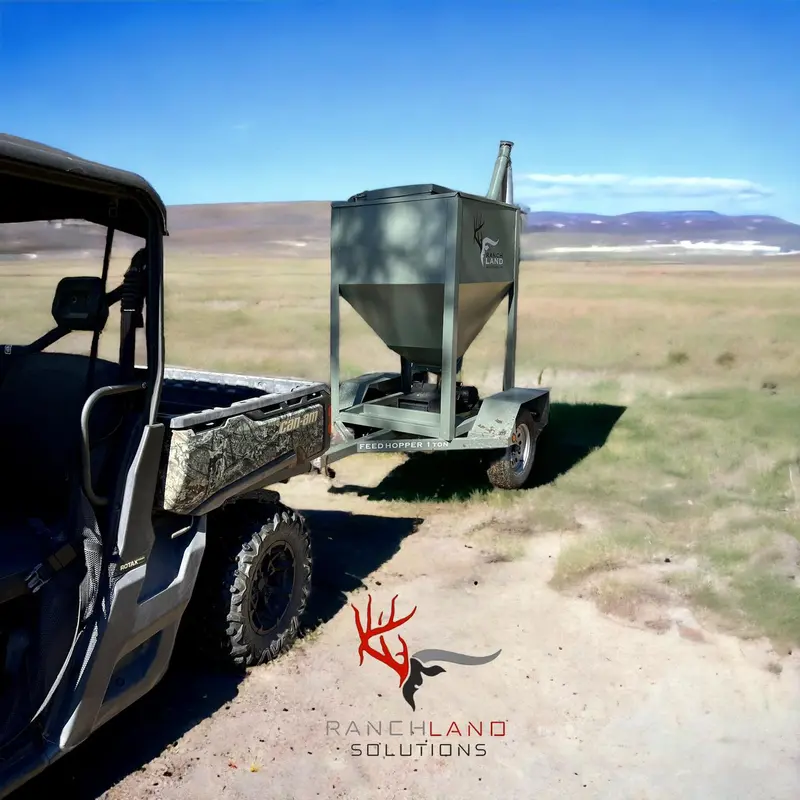 Ranchland Solutions Single Axle Mobile Feed Hoppers 8