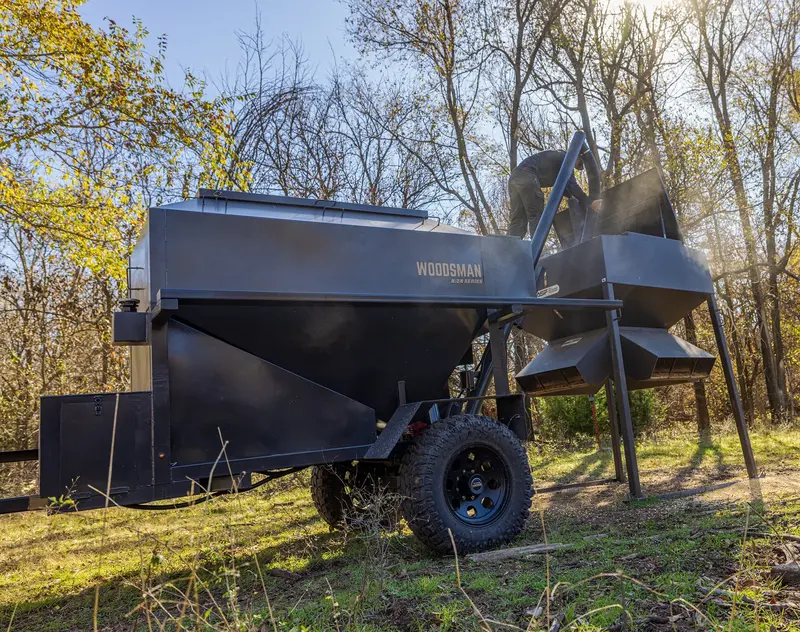 Ranchland Solutions Woodsman 8:28 Series | 4,000 Lb Corn Capacity 2