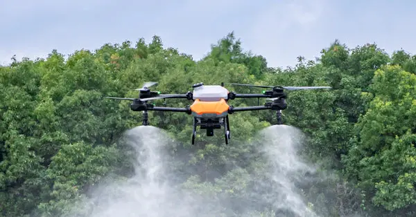 Raptor Dynamics Vector Spray Drone With Spray Kit | Model Agr Hd580 | Spraying Tank Capacity 18.5 Gal | Flow Rate 10.56 Gal/Min | Battery Capacity 30,000Mah 1